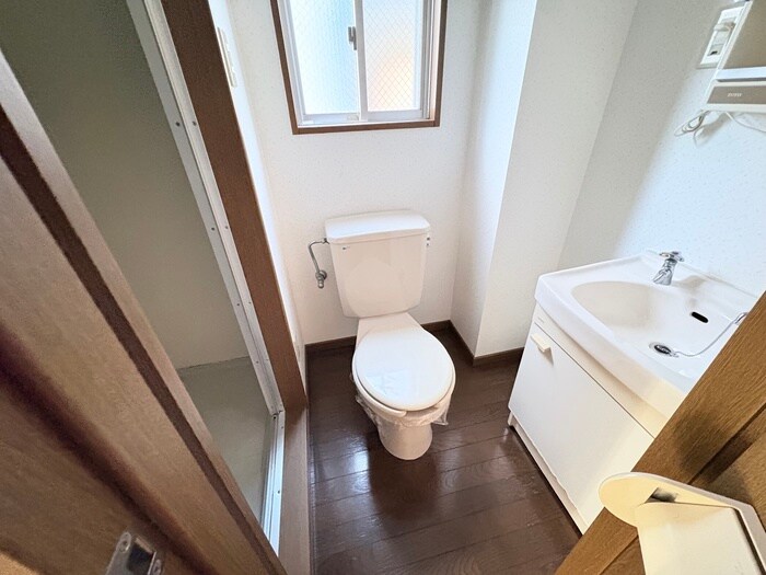 物件内観写真12　(トイレ)