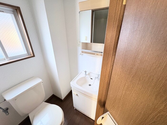 物件内観写真13　(洗面)