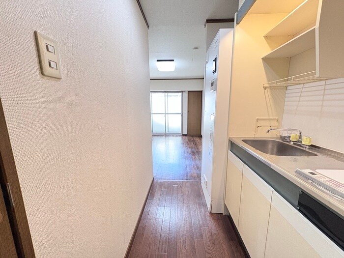 物件内観写真17　(廊下)