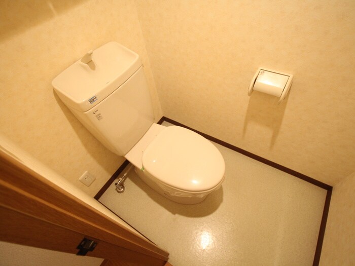 物件内観写真16　(トイレ)