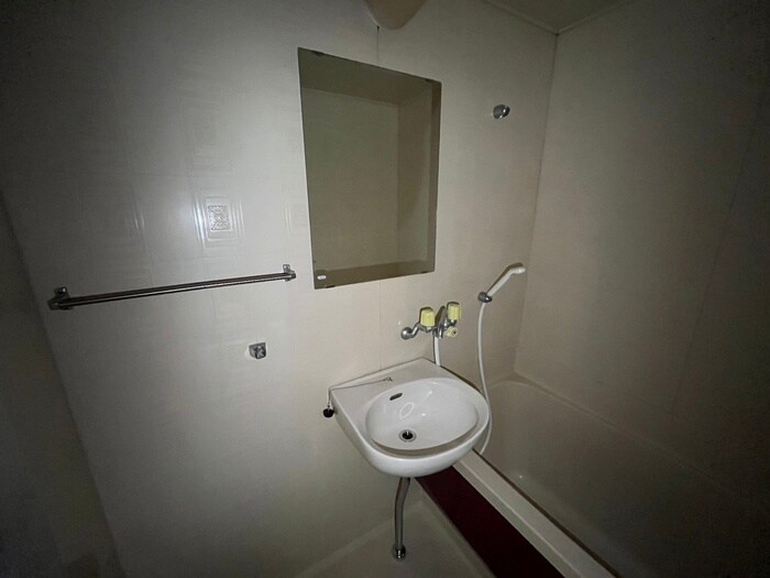 物件内観写真9　(洗面)