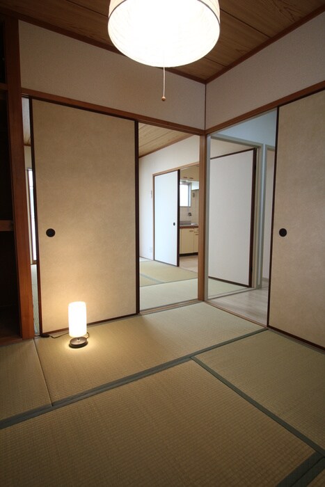 物件内観写真16　(居室)