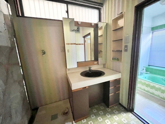 物件内観写真14　(洗面)