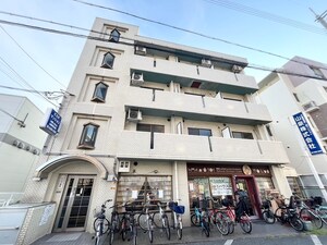 ビスタ泉町外観写真