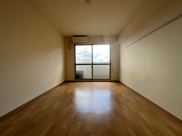 物件内観写真13　(居室)