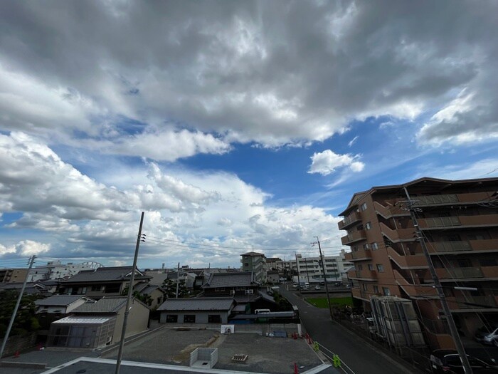 物件内観写真19　(室内からの展望)