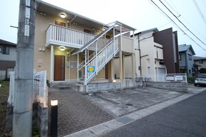 オ－チャ－ド外観写真
