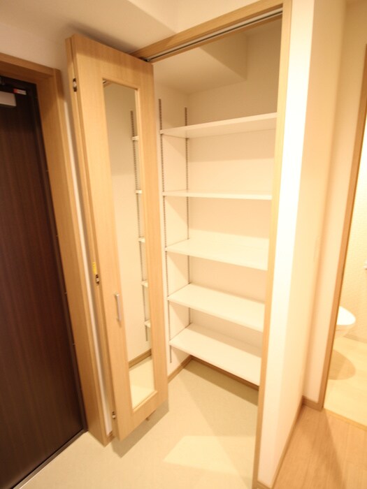 物件内観写真12　(靴箱)