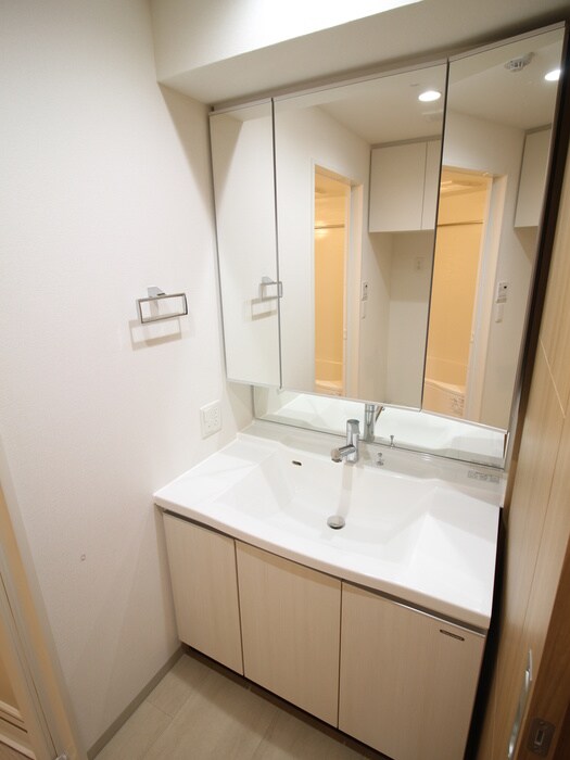 物件内観写真15　(洗面)