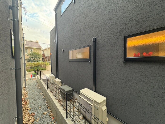 物件内観写真17　(室内からの展望)