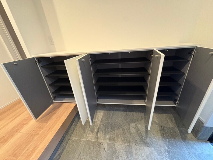 物件内観写真18　(靴箱)