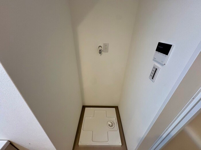 物件内観写真20　(洗濯機置場)