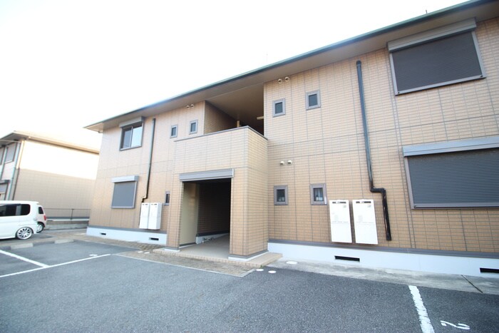 物件外観写真1　(建物設備)