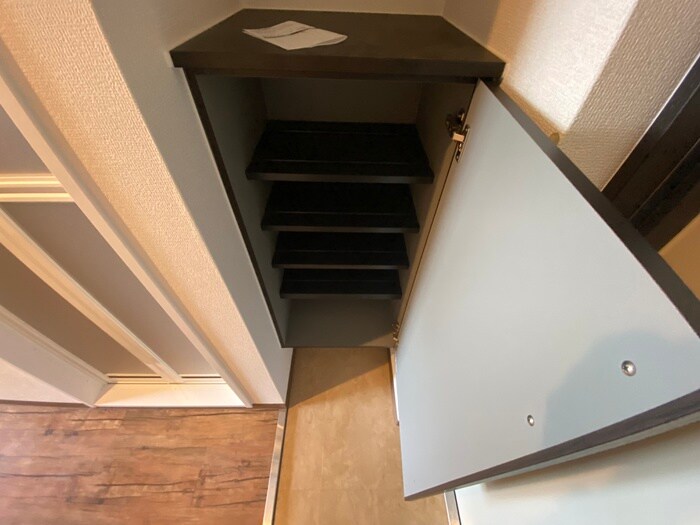 物件内観写真8　(靴箱)