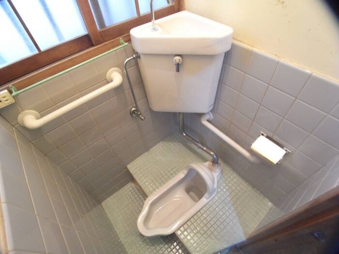 物件内観写真10　(トイレ)