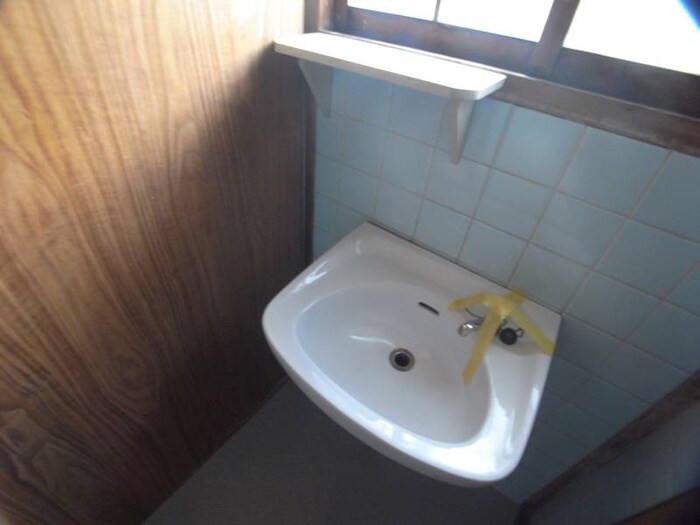 物件内観写真11　(洗面)