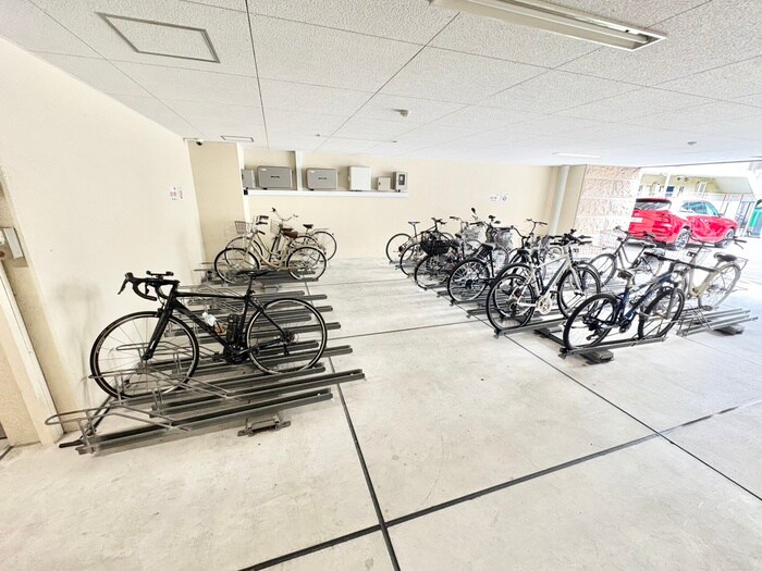 物件外観写真6　(建物設備)