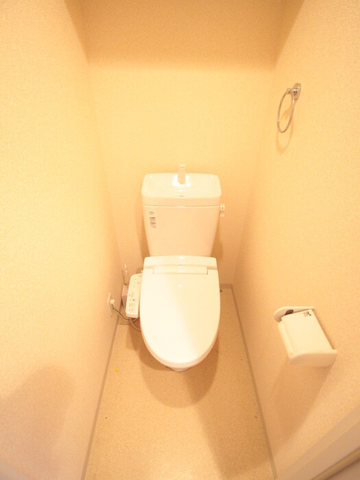 物件内観写真14　(トイレ)