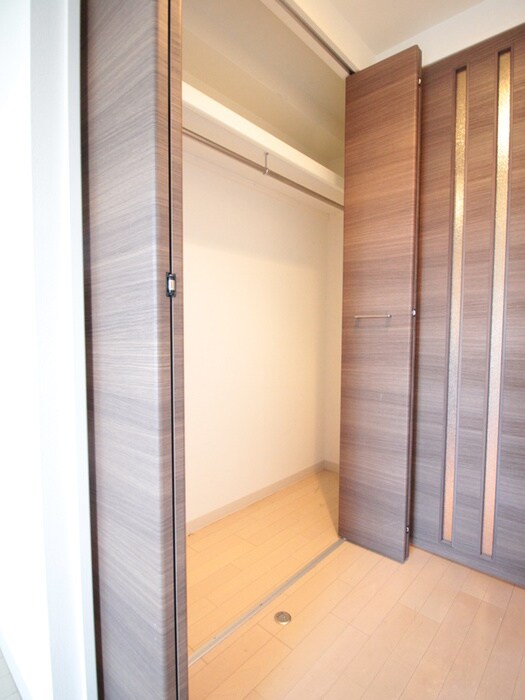 物件内観写真16　(収納)