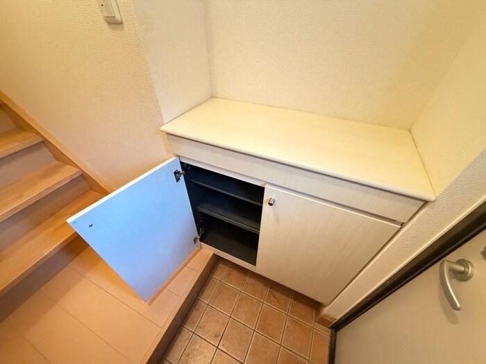物件内観写真19　(靴箱)
