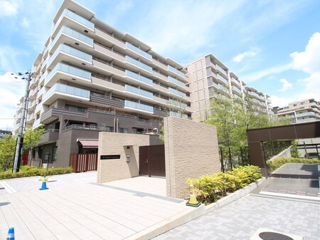 ｸﾞﾗﾝﾛｼﾞｭﾏﾝ豊中少路Ｄ街区(618)外観写真