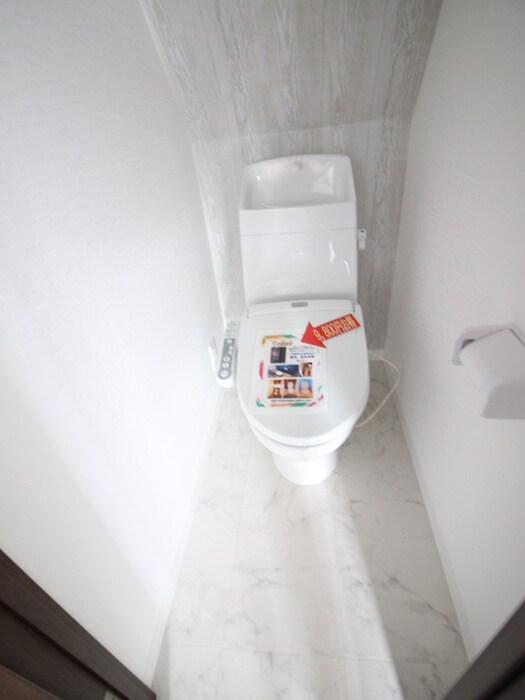 物件内観写真10　(トイレ)