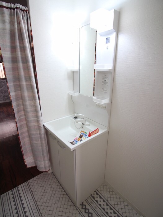 物件内観写真11　(洗面)