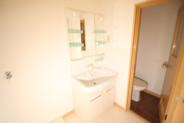 物件内観写真11　(洗面)