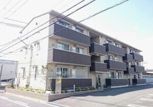 クレシェンテ外観写真
