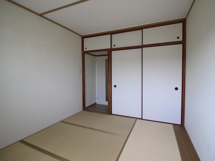 物件内観写真15　(居室)