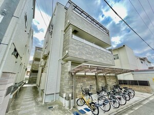 クリエオーレ門真南Ⅱ外観写真