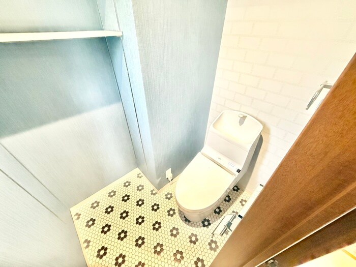物件内観写真9　(トイレ)