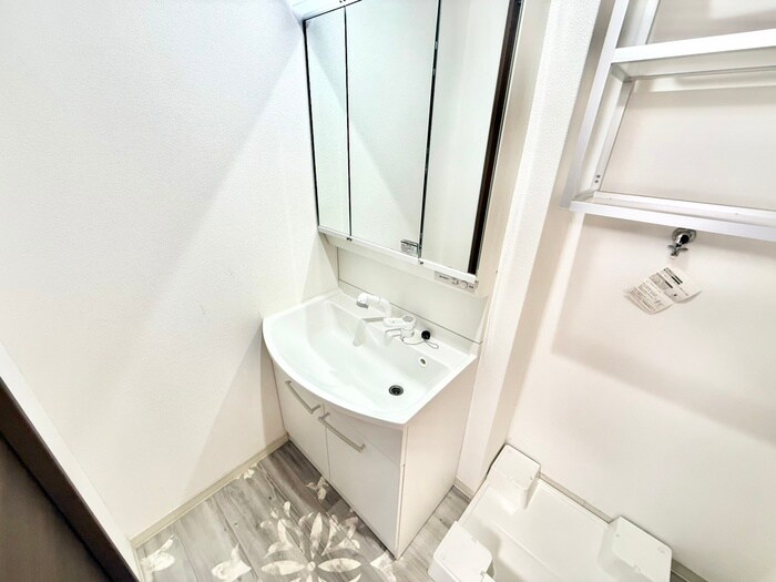 物件内観写真10　(洗面)