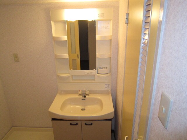 物件内観写真13　(洗面)