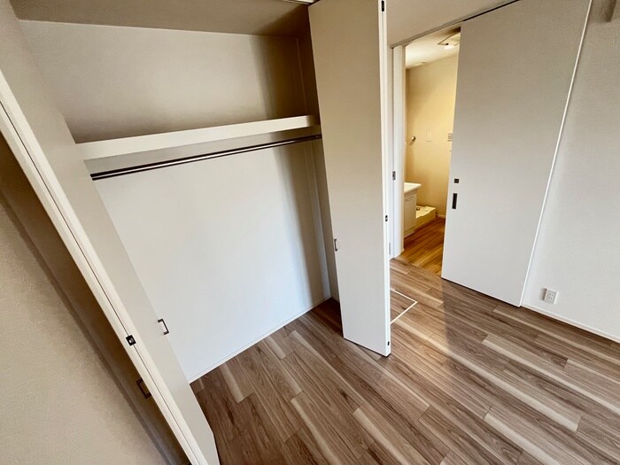 物件内観写真13　(収納)