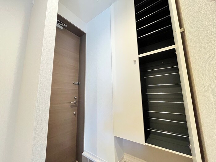 物件内観写真16　(靴箱)