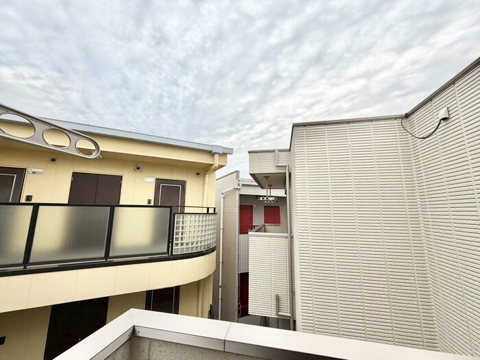 物件内観写真19　(室内からの展望)