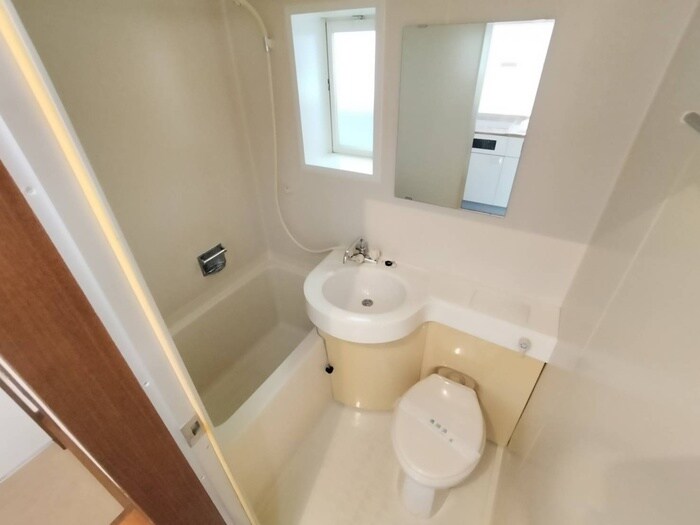 物件内観写真12　(バス／シャワールーム等)