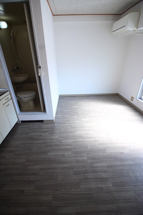 物件内観写真19　(居室)