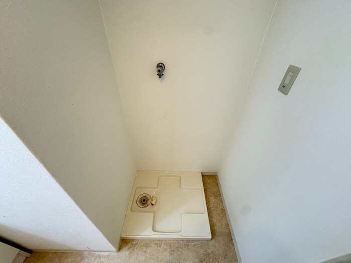 物件内観写真21　(洗濯機置場)