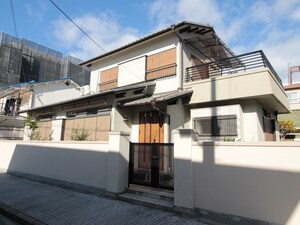 新中条町貸家外観写真