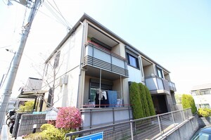 ファミ－ルコ－ト外観写真