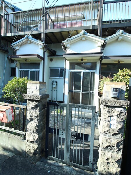 門真市ひえ島町貸家外観写真