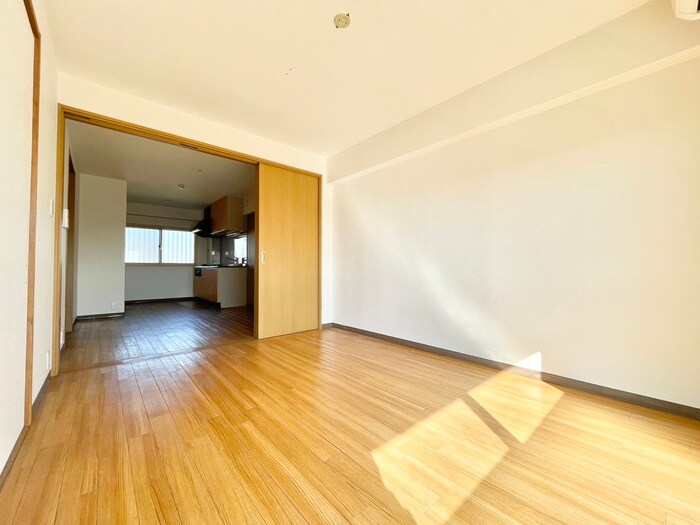 物件内観写真11　(居室)