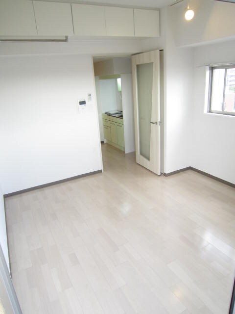 物件内観写真13　(居室)