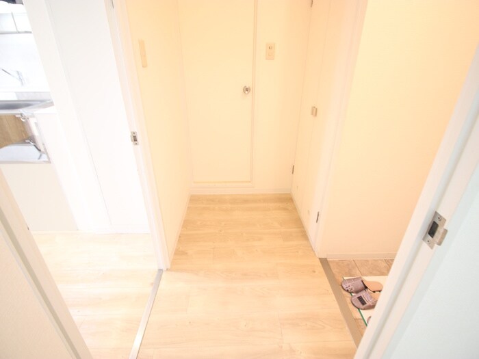 物件内観写真21　(廊下)