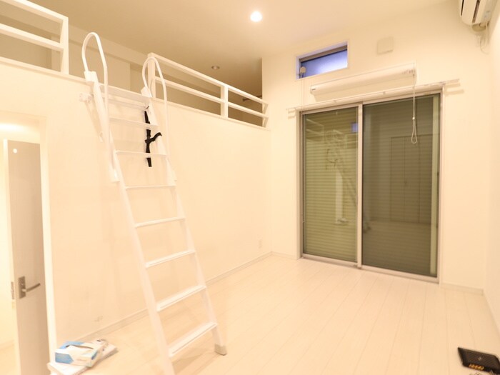 物件内観写真8　(居室)