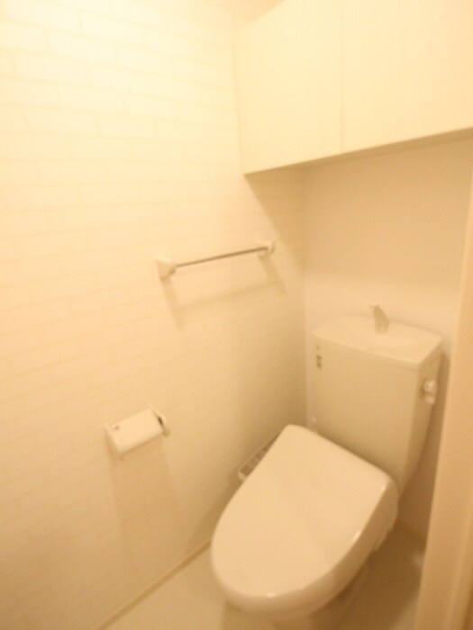 物件内観写真9　(トイレ)