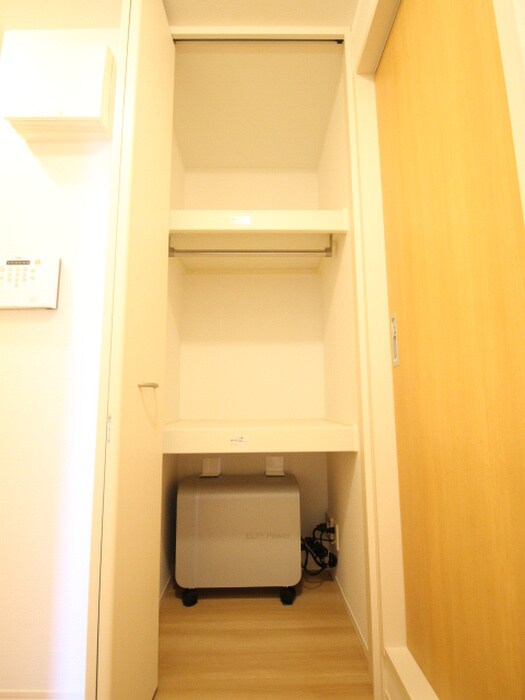 物件内観写真12　(収納)