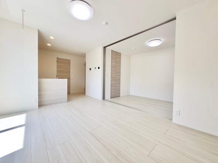 物件内観写真6　(居室)